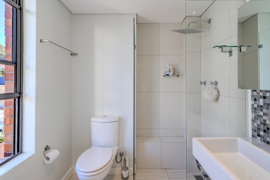 2 Bedroom Property for Sale in Green Point Western Cape